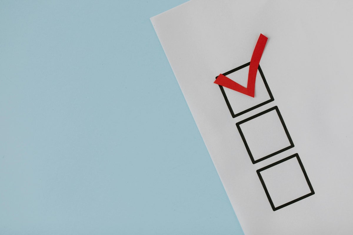 Checklist met vinkje voor de APK-check van uw computer